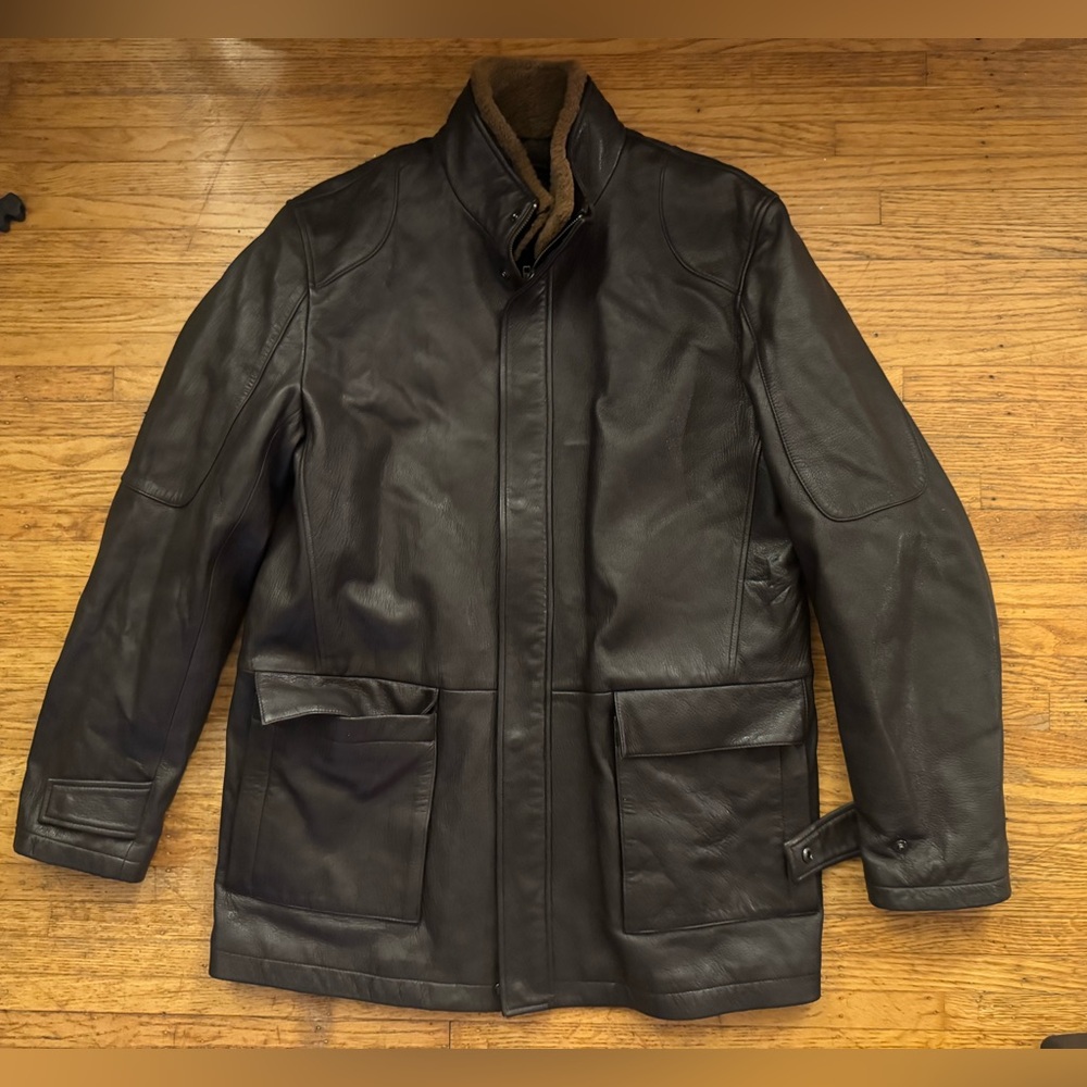 Danier Black Leather Field Jacket with Brown Shearling Collar - Picture 2 of 14